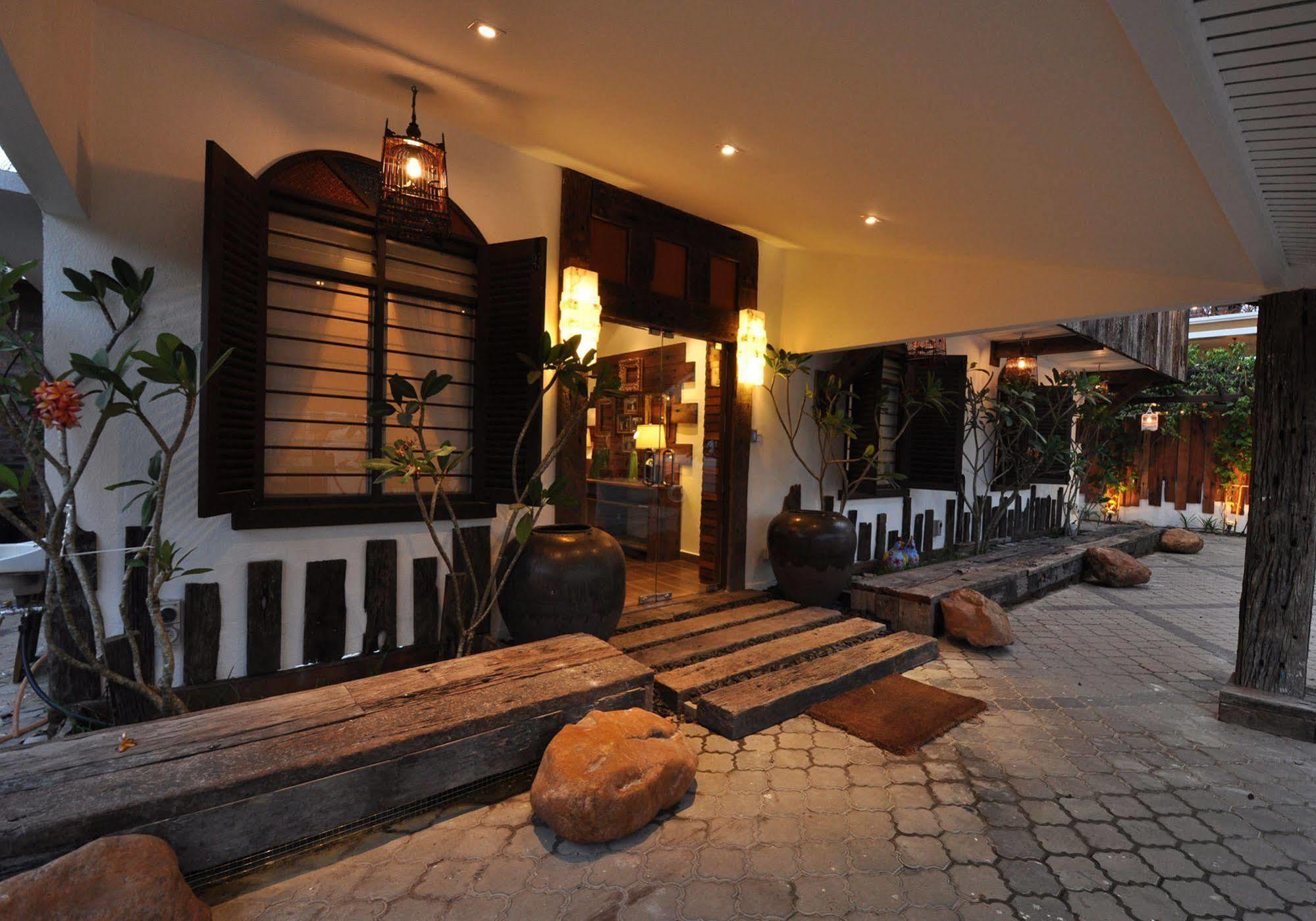 Npf Bali Villa Ipoh Buitenkant foto